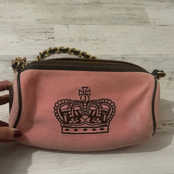 Vintage Juicy Couture Pink Suede Barrel Shoulder bag - Picture 5 of 16